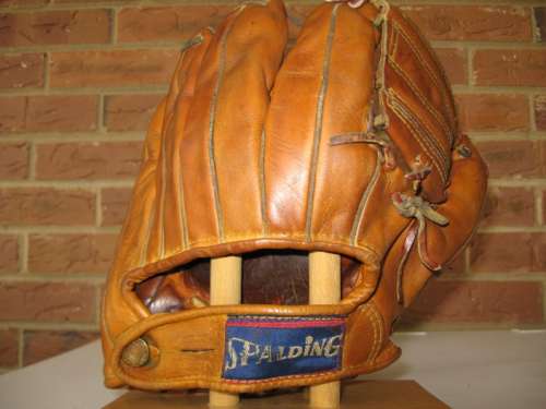 Bobby Hofman Spalding 1077 Back